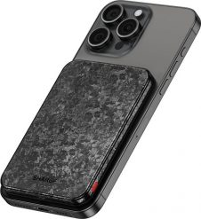 Powerbank Azo SHARGE CarbonMag 5K Powerbank, 15W Qi, 20W USB-C - 5.000mAh, czarny (YDD-SG-C3TXWCX-HEI). Czarne powerbanki Azo. Za 247.88 zł.