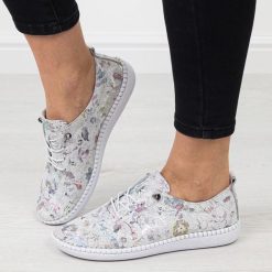 Białe FL skórzane półbuty damskie T.Sokolski 2023. Białe półbuty damskie Sokolski, na lato, bez wzorów, ze skóry, eleganckie, bez obcasa, bez zapięcia. Za 249.00 zł.