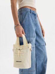 Guess Jeans Torebka CWBEO-GUESS-XC-006-09 Écru. Białe torebki do ręki damskie Guess Jeans, z aplikacjami, z jeansu, bez dodatków. Za 199.99 zł.