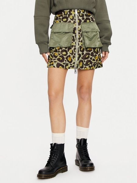 Alpha Industries Spódnica mini 148066C Zielony Regular Fit. Zielone spódnice damskie Alpha Industries, l, bez wzorów, z syntetyku, mini. Za 309.99 zł.