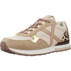 Buty MUNICH SUNSET 61 Brązowy. Brązowe obuwie trekkingowe damskie munich, ze skóry, bez zapięcia. Za 397.99 zł.