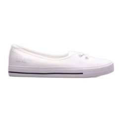 Trampki Lee Cooper W LCW-23-31-1791L białe. Białe trampki i tenisówki damskie bez wzorów, z materiału, bez zapięcia. Za 236.98 zł.
