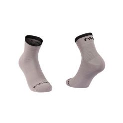 Skarpety rowerowe NORTHWAVE Origin Sock. Szare skarpety męskie Northwave, bez wzorów. Za 47.99 zł.