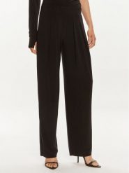NORMA KAMALI Spodnie materiałowe KK4237PLC32001 Czarny Relaxed Fit. Czarne spodnie materiałowe damskie Norma Kamali, bez wzorów, z materiału. Za 599.99 zł.