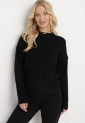 Czarny Sweter z Kaszmirem w Warkoczykowy Splot Gotora. Czarne swetry nierozpinane damskie Born2be, l, bez wzorów, z dzianiny, klasyczne, bez kołnierzyka, bez ramiączek. Za 59.99 zł.