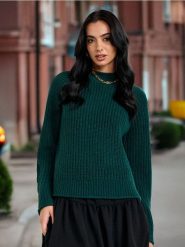 Sweter - zielony. Zielone swetry nierozpinane damskie Sinsay, l, bez wzorów, ze splotem, bez kołnierzyka, bez ramiączek. Za 49.99 zł.