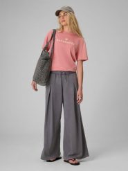 4F Spodnie dresowe z szerokimi nogawkami damskie - szare XL. Szare spodnie dresowe damskie 4F, bez wzorów, z bawełny, długie. Za 169.99 zł.