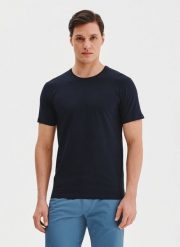 PAKO LORENTE – Granatowy gładki t-shirt męski. Niebieskie t-shirty męskie Pako Lorente, m, bez wzorów, z bawełny, bez kołnierzyka, bez ramiączek. Za 69.99 zł.