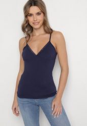 Granatowy Bawełniany Top z Trójkątnym Dekoltem Arilwin. Niebieskie topy damskie Born2be, l, bez wzorów, z bawełny, eleganckie, bez kołnierzyka, bez ramiączek. Za 19.99 zł.