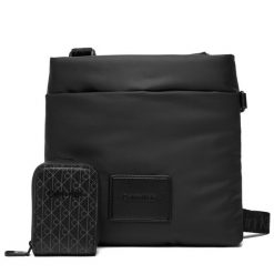 Saszetka Calvin Klein. Czarne saszetki i nerki męskie Calvin Klein, bez wzorów. Za 369.99 zł.