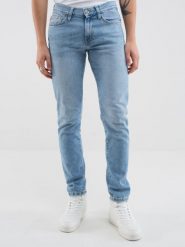 Jeansy męskie dopasowane jasnoniebieskie Terry Slim 252. Niebieskie jeansy męskie BIG STAR, z denimu, eleganckie. W wyprzedaży za 299.99 zł.