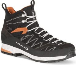 Buty trekkingowe męskie Aku pomarańczowe czarne r. 41 1/2. Brązowe trekkingi męskie Aku, bez zapięcia. Za 824.62 zł.