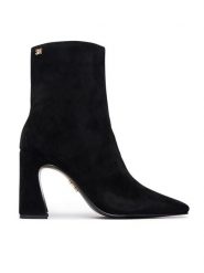 Steve Madden Botki Flares 11005754 Czarny. Czarne botki damskie Steve Madden, bez wzorów, ze skóry, bez obcasa, na słupku, bez zapięcia. Za 769.99 zł.