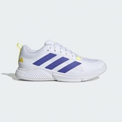 Buty Court Team Bounce 2.0. Białe obuwie sportowe damskie Adidas, bez wzorów, bez zapięcia, trekkingowe. Za 399.00 zł.