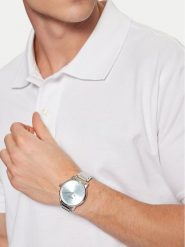 BOSS Zegarek Dean 1514132 Srebrny. Szare, analogowe zegarki męskie Boss, bez wzorów, srebrne. Za 1,019.00 zł.