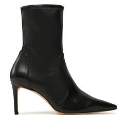 Botki Stuart Weitzman. Czarne botki damskie Stuart Weitzman, bez wzorów, bez obcasa, na szpilce, bez zapięcia. Za 2,159.00 zł.