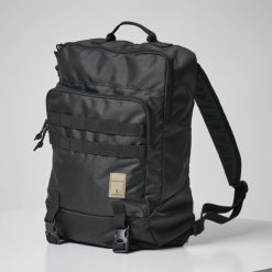 Plecak Solognac Tactical 100 20 litrów. Czarne plecaki męskie SOLOGNAC, bez wzorów, z materiału, klasyczne. Za 59.99 zł.
