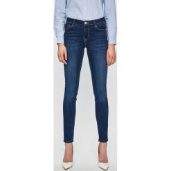 Tally Weijl - Jeansy. Niebieskie jeansy damskie TALLY WEIJL, bez wzorów, z bawełny. W wyprzedaży za 69.90 zł.