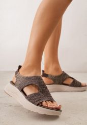 Brązowe Sportowe Sandały na Grubej Podeszwie z Elastyczną Cholewką i Piankową Wkładką Nicthil. Brązowe obuwie sportowe damskie Born2be, na lato, bez wzorów, z jeansu, bez zapięcia. Za 109.99 zł.