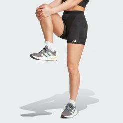 Legginsy Own the Run Short. Czarne szorty damskie Adidas, bez wzorów, z materiału, sportowe. Za 219.00 zł.