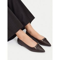 Baleriny Lasocki. Brązowe balerinki damskie Lasocki, bez wzorów, bez obcasa, bez zapięcia. Za 199.99 zł.