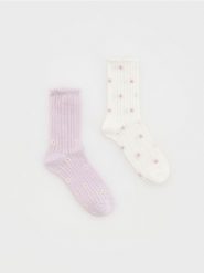 Skarpetki 2 pack - złamana biel. Skarpetki damskie Reserved, bez wzorów. W wyprzedaży za 32.99 zł.