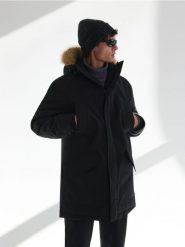 Kurtka parka - czarny. Czarne kurtki męskie Sinsay, l, bez wzorów, bez kaptura. Za 179.99 zł.