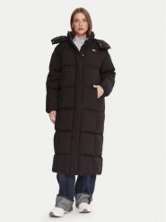 Tommy Jeans Płaszcz zimowy Alaska DW0DW21977 Czarny Relaxed Fit. Czarne płaszcze damskie Tommy Jeans, na zimę, xs, bez wzorów, z jeansu, bez kołnierzyka, bez kaptura. Za 1,029.00 zł.