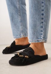 Czarne Klapki VICES Mule Ozdobione Frędzlami Koralikami i Kokardą Eathelena. Czarne klapki damskie Renee, na lato, bez wzorów, bez obcasa, na płaskiej podeszwie, bez zapięcia. Za 119.99 zł.
