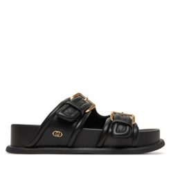 Klapki Liu Jo. Czarne klapki damskie Liu Jo, bez wzorów, bez obcasa, bez zapięcia. Za 539.99 zł.