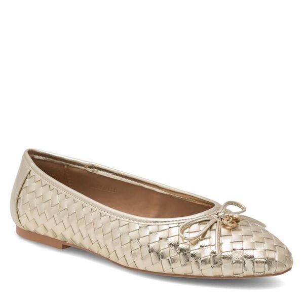 Baleriny Nine West. Żółte balerinki damskie Nine West, bez wzorów, bez obcasa, bez zapięcia. Za 119.99 zł.