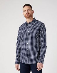 WRANGLER 1 POCKET SHIRT MĘSKA KOSZULA Z DŁUGIM RĘKAWEM W KRATĘ TRUE NAVY W5A24ME12. Niebieskie koszule męskie Wrangler, m, bez wzorów, bez kołnierzyka, bez ramiączek. Za 129.99 zł.