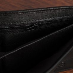 Męski portfel skórzany klasyczny duży poziomy czarny skóra nat Beltimore K46. Czarne portfele męskie bez wzorów, ze skóry. Za 45.00 zł.