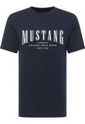 Męski T-Shirt Mustang Style Alex Dark Sapphire 1017335 4136. Niebieskie t-shirty męskie Mustang, m, bez wzorów, bez kołnierzyka, bez ramiączek. Za 69.99 zł.