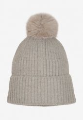 Szara Czapka Ozdobiona Pomponem z Prążkowanego Materiału Berida. Szare czapki damskie Born2be, bez wzorów, prążkowane, eleganckie. Za 39.99 zł.