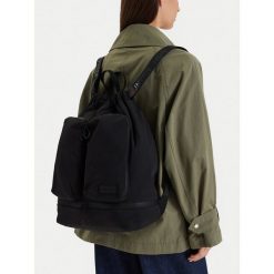 Plecak Hunter. Czarne plecaki męskie Hunter, bez wzorów, sportowe. Za 179.99 zł.