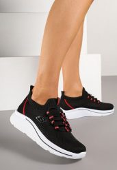Czarne Buty Sportowe Sneakersy z Elastyczną Siateczkową Cholewką Telandrela. Czarne obuwie sportowe damskie Born2be, bez wzorów, bez zapięcia. Za 59.99 zł.
