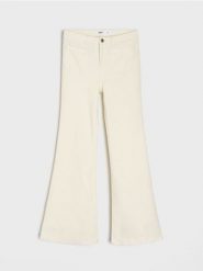 Jeansy flare - kremowy. Białe jeansy damskie Sinsay, bez wzorów, z jeansu. Za 69.99 zł.