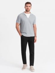 Męskie klasyczne spodnie chino z delikatną teksturą - czarne V5 OM-PACP-0188 - XXL. Czarne eleganckie spodnie męskie Ombre Clothing, bez wzorów, z bawełny, klasyczne. W wyprzedaży za 159.99 zł.
