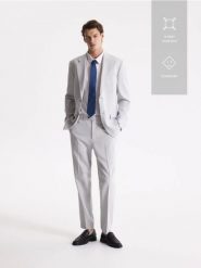 Spodnie garniturowe z kantem - jasnoszary. Szare garnitury męskie Reserved, bez wzorów, z elastanu. Za 179.99 zł.