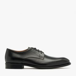Czarne półbuty męskie ROSS. Czarne buty wizytowe męskie Ryłko, bez wzorów, ze skóry, bez obcasa, bez zapięcia. Za 549.99 zł.