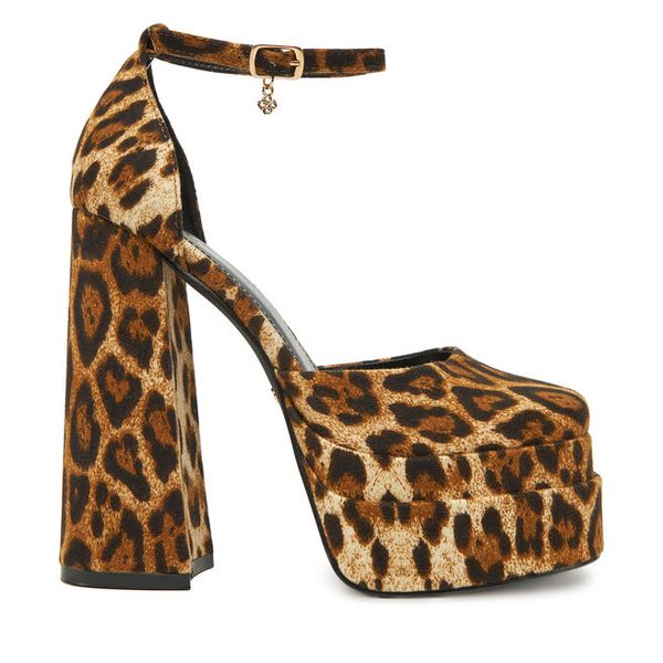 Półbuty DeeZee. Półbuty damskie DeeZee, bez wzorów, bez obcasa, na obcasie, bez zapięcia. Za 118.99 zł.