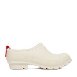 Kalosze Hunter. Białe kalosze damskie Hunter, bez wzorów, bez zapięcia. Za 199.99 zł.