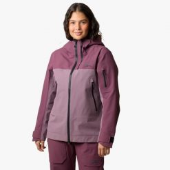 Kurtka narciarska damska Swedemount Lofoten 3L Shell Jacket wodoodporna. Czerwone kurtki sportowe damskie SWEDEMOUNT, l, bez wzorów, bez ramiączek, bez kaptura, narciarskie. Za 899.99 zł.