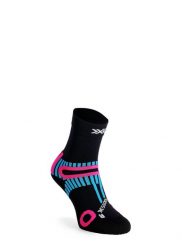 Skarpety turystyczne X-Socks Hike Perform Crew. Czarne skarpety męskie X-Socks, bez wzorów, z dzianiny. Za 120.99 zł.
