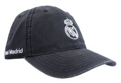 Czapka Real Madryt Junior - oficjalna licencjonowana. Niebieskie czapki damskie REAL MADRID, bez wzorów, z bawełny. Za 99.00 zł.