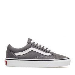 Tenisówki Vans. Czerwone trampki i tenisówki damskie Vans, bez wzorów, bez zapięcia. Za 339.99 zł.