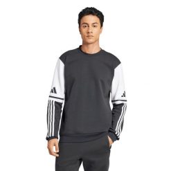 Bluza adidas Squadra25. Białe bluzy męskie Adidas, l, bez wzorów, bez ramiączek, bez kaptura. W wyprzedaży za 153.00 zł.