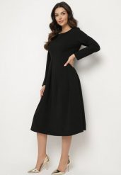 Czarna Elegancka Sukienka Rozkloszowana Temarielis. Czarne sukienki damskie Born2be, l, bez wzorów, eleganckie, bez kołnierzyka, bez ramiączek, midi, oversize. Za 119.99 zł.