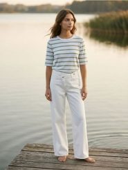 Sweter z wiskozą w paski - zielony. Zielone swetry nierozpinane damskie Sinsay, l, bez wzorów, z wiskozy, bez kołnierzyka, bez ramiączek. Za 35.99 zł.